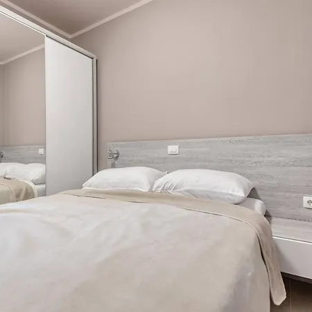 Paradiso, No 7 Apartamento