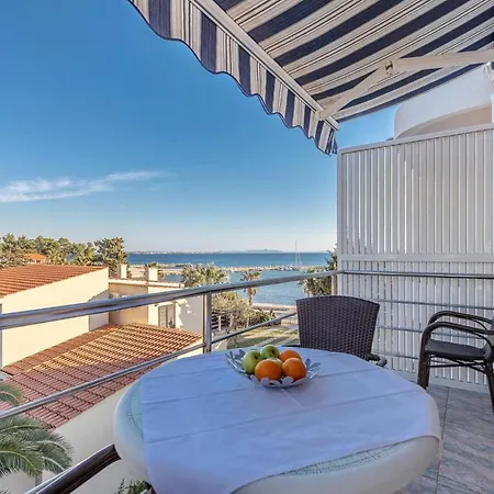 Paradiso, No 7 Apartamento