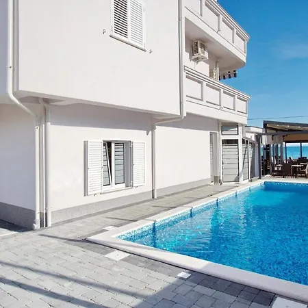 Apartamento Paradiso, No 7