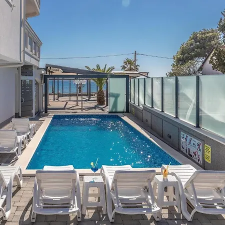 Apartamento Paradiso, No 7