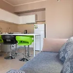 Apartment Paradiso, No 7 *