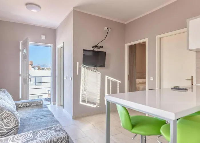 Paradiso, No 7 Apartman *