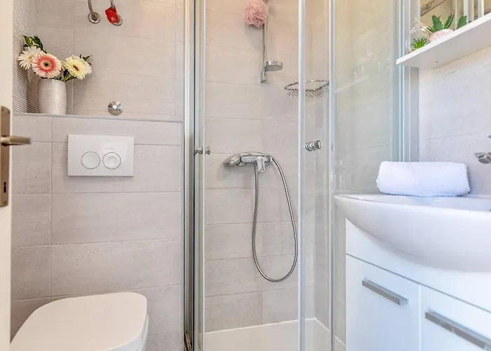 Paradiso, No 7 Apartman *